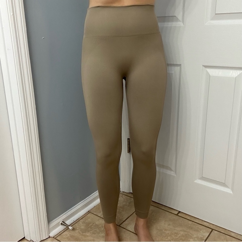 Set Active Leggings Brown Tan Full Length Gym Workout Minimalist Size Medium